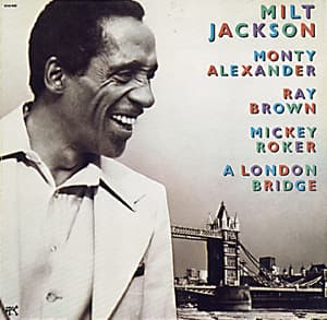 A London Bridge