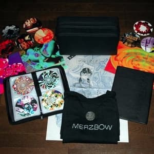 Merzbox (CD45) Red Magnesia Pink