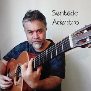 Sentado Adentro