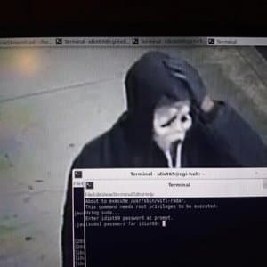 idiot/smiling